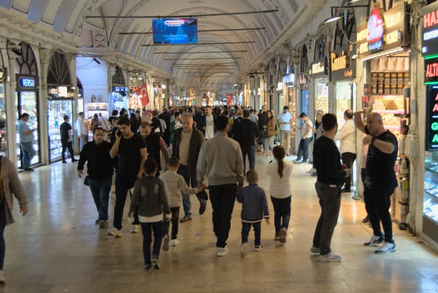 Walking through the grand Bazaar